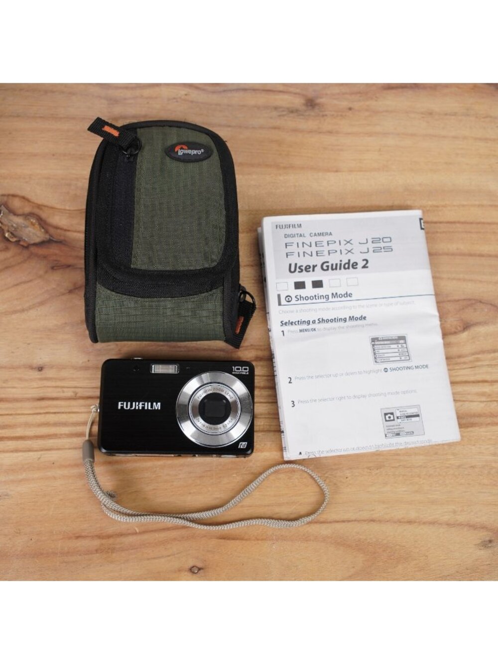 Fujifilm FinePix J20 Digital Camera Black w/ Battery & 2GB Memory Card Tested